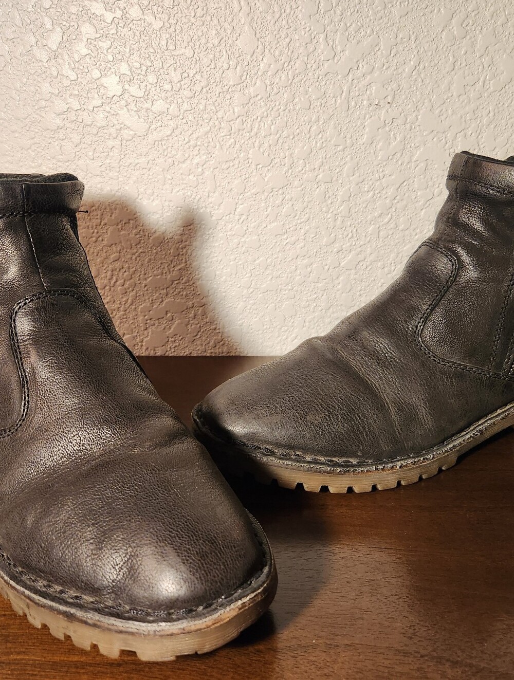 ROAN BLACK LEATHER ZIP-UP BOOTS SHOES, SIZE 9.5